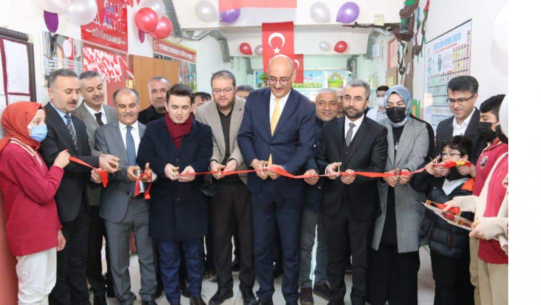 Mehmetçik Selen İlkokulunda Kütüphane Açılışı Yapıldı