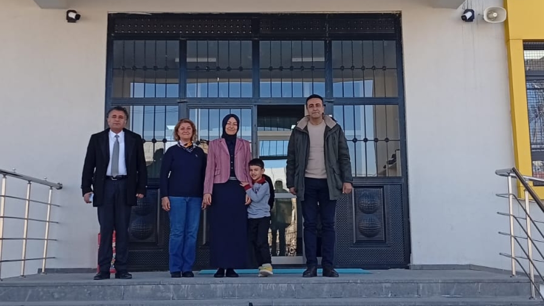 İLÇE MÜDÜRÜMÜZ SN. YEŞİLOVA'DAN GÜLEN YÜZLER ANAOKULUNA ZİYARET